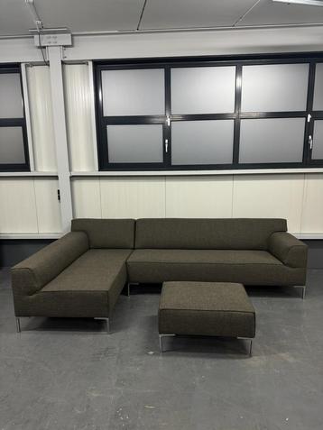 Refurbished Design on Stock Bloq hoekbank | Bloq hoekbank beschikbaar voor biedingen