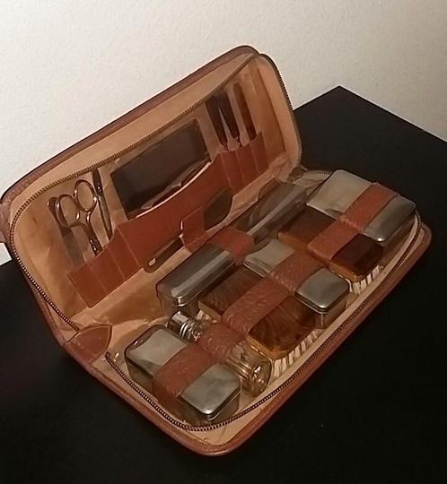 Vintage reisnecessaire toiletartikelen 29,5 cm, Verzamelen, Retro, Huis en Inrichting, Ophalen of Verzenden