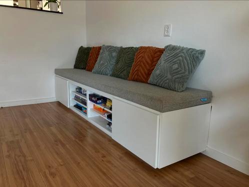 Eetkamerbank (240cm) met veel opbergmogeljkheden, Huis en Inrichting, Stoelen, Zo goed als nieuw, Ophalen