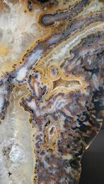 Prachtige agaat slab op standaard, Verzamelen, Mineralen en Fossielen, Ophalen of Verzenden