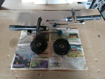 Peugeot /Citroën veerpoten met stapstang en taartslagers beschikbaar voor biedingen