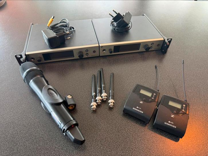 Dubbele sennheiser EW 300 G4 incl handheld en 2 beltpacks, Muziek en Instrumenten, Microfoons, Gebruikt, Overige typen, Draadloos