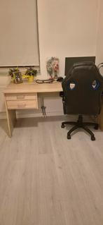 Office chair and table, Huis en Inrichting, Bureaus, Ophalen of Verzenden, Zo goed als nieuw