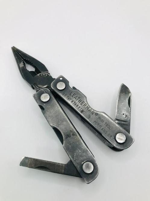 Leatherman MINI BLACK BO Ballistic COLLECTORS ITEM MULTI TOO, Caravans en Kamperen, Kampeergereedschap, Gebruikt, Ophalen of Verzenden