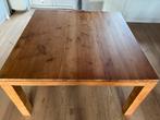 Vierkante houten eettafel, Huis en Inrichting, Ophalen, Gebruikt, Vijf personen of meer, Robuust