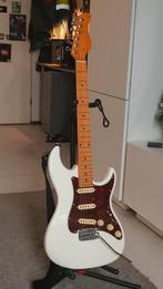 Sire Larry Carlton S5 Olympic white, Ophalen, Zo goed als nieuw, Solid body, Overige merken