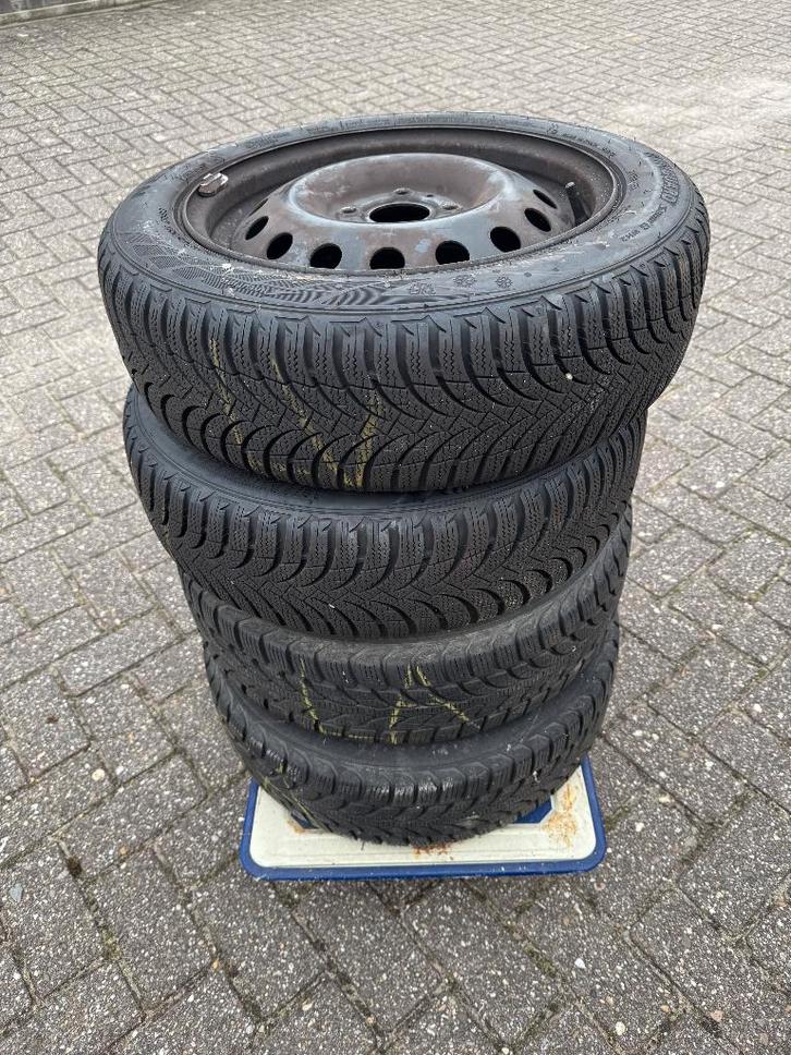 Winterbanden inclusief velgen 175/60R15, Auto-onderdelen, Banden en Velgen, Banden en Velgen, Winterbanden, 14 inch, 175 mm, Personenwagen