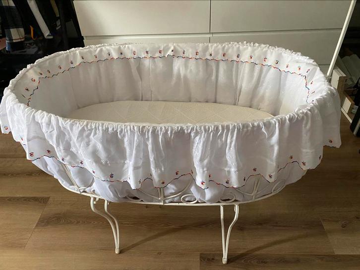Wieg met piekstok, Kinderen en Baby's, Babywiegjes en Ledikanten, Ophalen