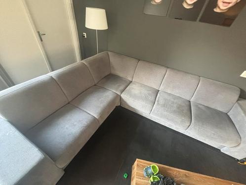 Licht grijze hoekbank, Huis en Inrichting, Banken | Complete zithoeken, Zo goed als nieuw, Stof, Ophalen