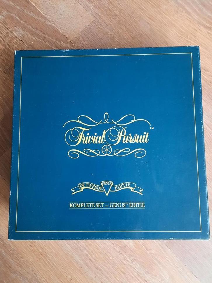 Vintage Trivial Pursuit bordspel – 2de Genius Editie, Hobby en Vrije tijd, Gezelschapsspellen | Bordspellen, Gebruikt, Drie of vier spelers