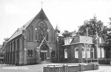 (378-390-015) Martenshoek RK Kerk beschikbaar voor biedingen
