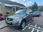 Suzuki Grand Vitara 2.0 5D 2005 Grijs, Stof, 1995 cc, 4 cilinders, 1850 kg