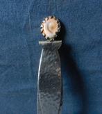 Zilveren bladwijzer / boekenlegger met gepolijste schelp, Antiek en Kunst, Ophalen of Verzenden, Zilver