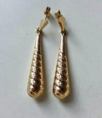 9 kt gouden oorbellen: pegel hangers. Jaren '70 / '80 beschikbaar voor biedingen
