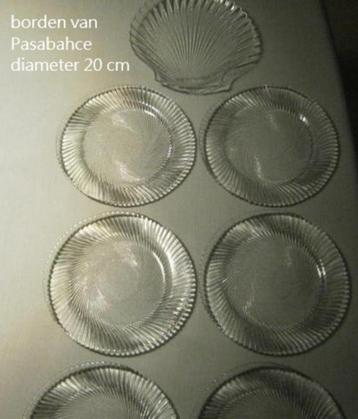 glazen borden, swirl bordjes Pasabahce, wit glas uit Turkije beschikbaar voor biedingen