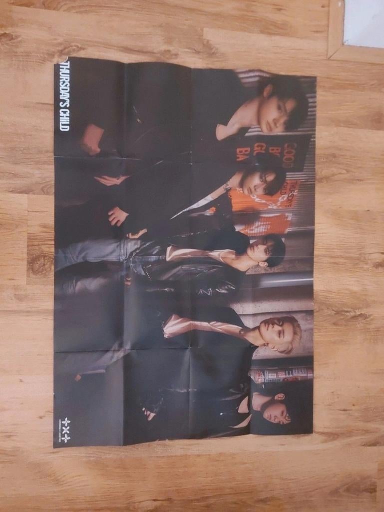 Txt poster Thursday's child - Tomorrow x together - Kpop, Ophalen of Verzenden, Zo goed als nieuw, A1 t/m A3, Muziek