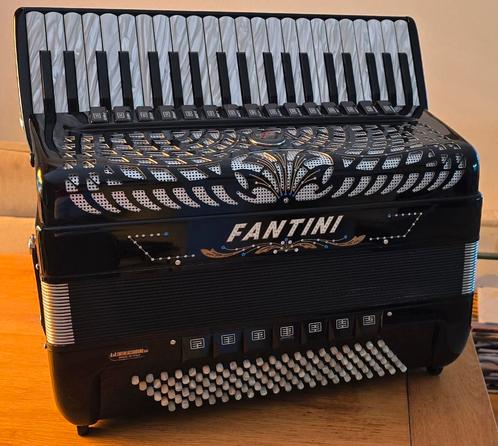 Fantini Cassotto met koffer, Muziek en Instrumenten, Accordeons, Gebruikt, 120-bas, Overige merken, Ophalen