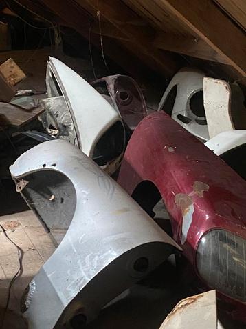 Grote partij Citroën DS onderdelen beschikbaar voor biedingen