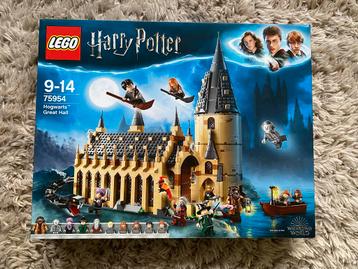 LEGO Harry Potter 75954 Hogwarts Grote Zaal beschikbaar voor biedingen