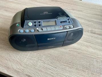 Draagbare Sony radio cd-speler beschikbaar voor biedingen