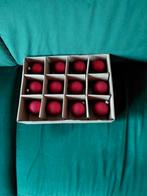 12 mooie rode kerstballen, Ophalen, Zo goed als nieuw