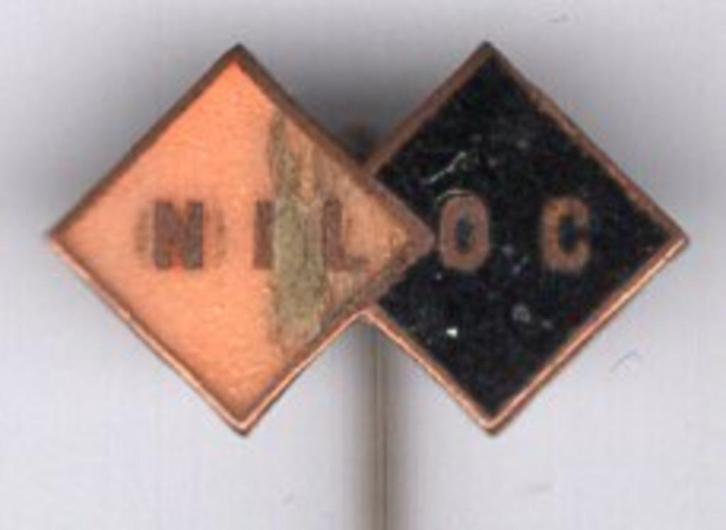 NILOC email op koper handbal speldje ( Z_094 ), Verzamelen, Speldjes, Pins en Buttons, Zo goed als nieuw, Speldje of Pin, Sport