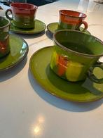 Leuke set vintage jaren 70 kopjes en schotels, Ophalen