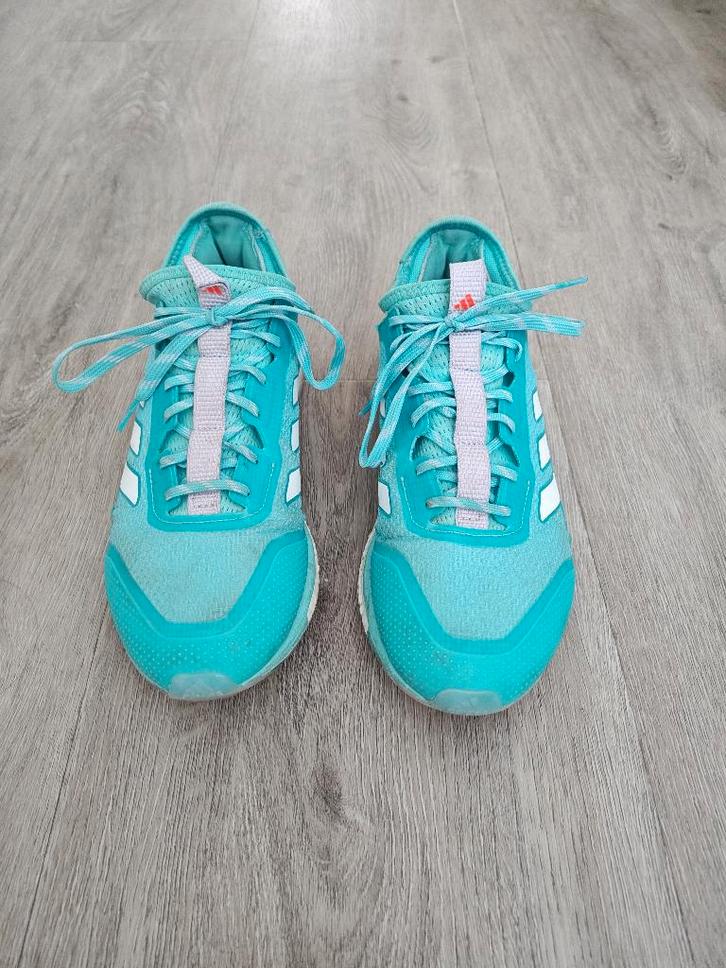 Adidas Hockey Schoenen - Maat 40, Sport en Fitness, Hockey, Gebruikt, Schoenen, Ophalen of Verzenden