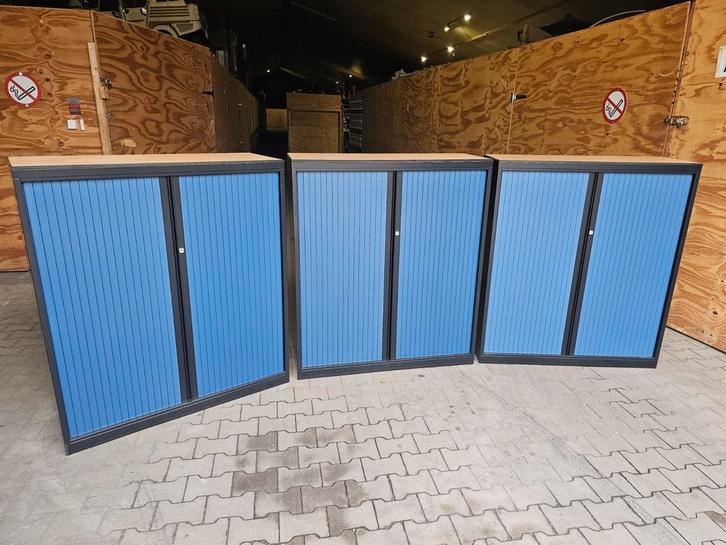 Mooie serie metalen roldeurkasten van Drentea Emmen, Huis en Inrichting, Kasten | Roldeurkasten en Archiefkasten, Zo goed als nieuw