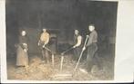 Oude Fotokaart boeren met Dorsvlegels, Ophalen of Verzenden, 1920 tot 1940, Ambachten of Beroep