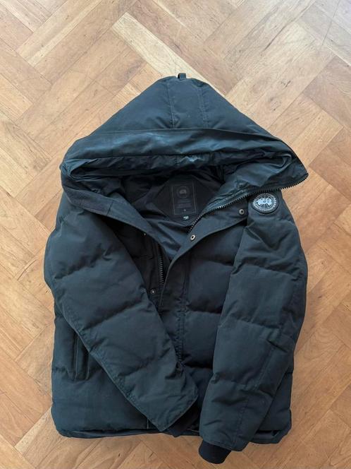 Canada goose macmillian met scheurtje, Kleding | Heren, Jassen | Winter, Zo goed als nieuw, Zwart, Verzenden