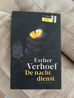 Esther Verhoef - De Nacht Dienst, Ophalen of Verzenden, Zo goed als nieuw, Nederland