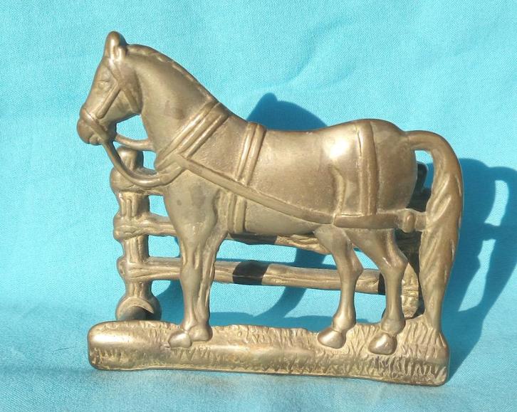 ART NOUVEAU BRIEVENHOUDER TREK PAARD WERKPAARD, Antiek en Kunst, Curiosa en Brocante, Verzenden