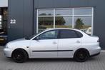 Seat Cordoba 1.4-16V Signo | Xenon | Clima | Cruise | APK 8-, Voorwielaandrijving, Gebruikt, Zwart, 4 cilinders