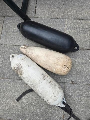 Stootwillen / Fenders - Diverse Maten beschikbaar voor biedingen