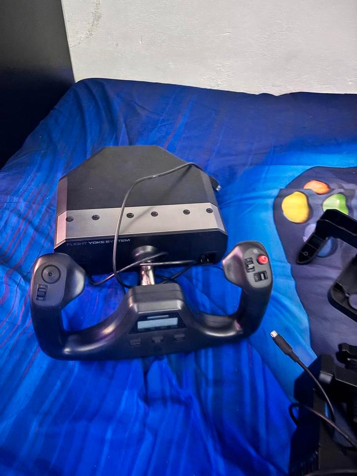 Logitech Flight Yoke System - Perfect voor Simulatie!, Spelcomputers en Games, Spelcomputers | Overige, Zo goed als nieuw, Ophalen