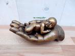 017* Bronzen hand met baby (Boven €75 geen verzendkosten), Ophalen of Verzenden, Nieuw, Overige materialen, Dierenbeeld