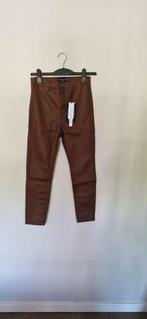 Nieuw stradivarius gecoate skinny super high waist bruin 40, Maat 38/40 (M), Bruin, Nieuw, Ophalen of Verzenden
