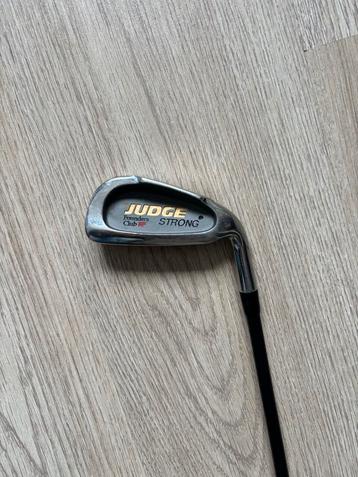 Golfclubs+tas beschikbaar voor biedingen