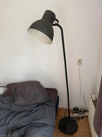 Ikea Hektar lamp - staande lamp grijs beschikbaar voor biedingen