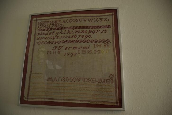 antieke  merklap, Hobby en Vrije tijd, Borduren en Borduurmachines, Gebruikt, Borduurpakket, Handborduren, Ophalen of Verzenden