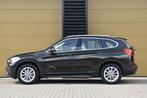 BMW X1 xDrive25i Centennial High Executive * Head-up * LED *, 1998 cc, 232 pk, Gebruikt, 4 cilinders