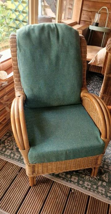 2 Riet Fauteuils met Kussens - Goede Staat! beschikbaar voor biedingen