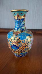 Cloisonné Vaasje - Bloemen & Goud, Antiek en Kunst, Antiek | Vazen, Ophalen of Verzenden