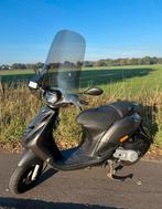 Piaggio Zip iGet 50cc 2e eigenaar, Fietsen en Brommers, Scooters | Piaggio, Ophalen, Gebruikt, Zip, Benzine