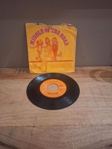 Middle of the Road - Love Sweet Love / Sacramento 7" beschikbaar voor biedingen