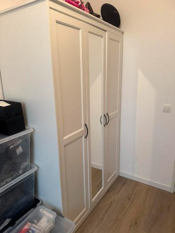 Ikea songesand kast beschikbaar voor biedingen