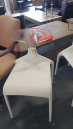 Twee punk Shark design stoelen 50euro  ophalen, Huis en Inrichting, Stoelen, Ophalen of Verzenden, Zo goed als nieuw, Twee