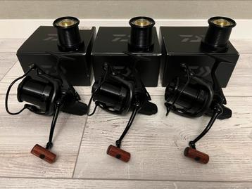 3 x Daiwa 17 Basia 45 SLD QD Big Pit incl spoelen ONGEBRUIKT beschikbaar voor biedingen