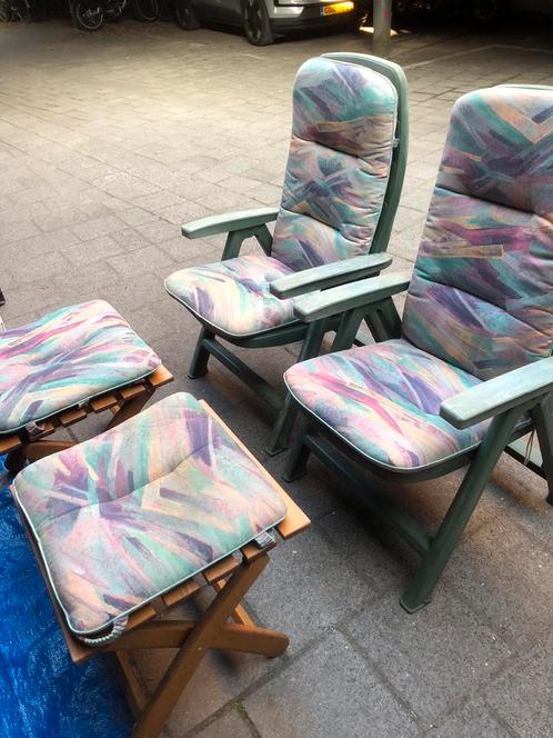 2x Kunststof tuinstoel (nieuw) + 2x voetenbank - gratiz #1, Tuin en Terras, Tuinstoelen, Zo goed als nieuw, Kunststof, Ophalen